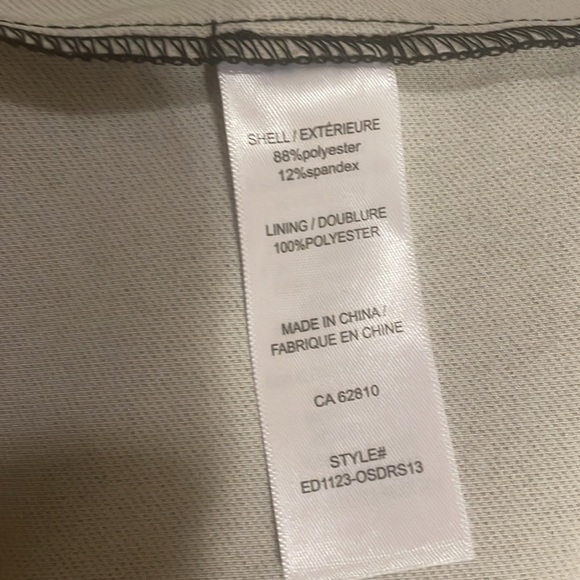 🖤Reitman’s Classy black and Ivory floral dress - Picture 10 of 10